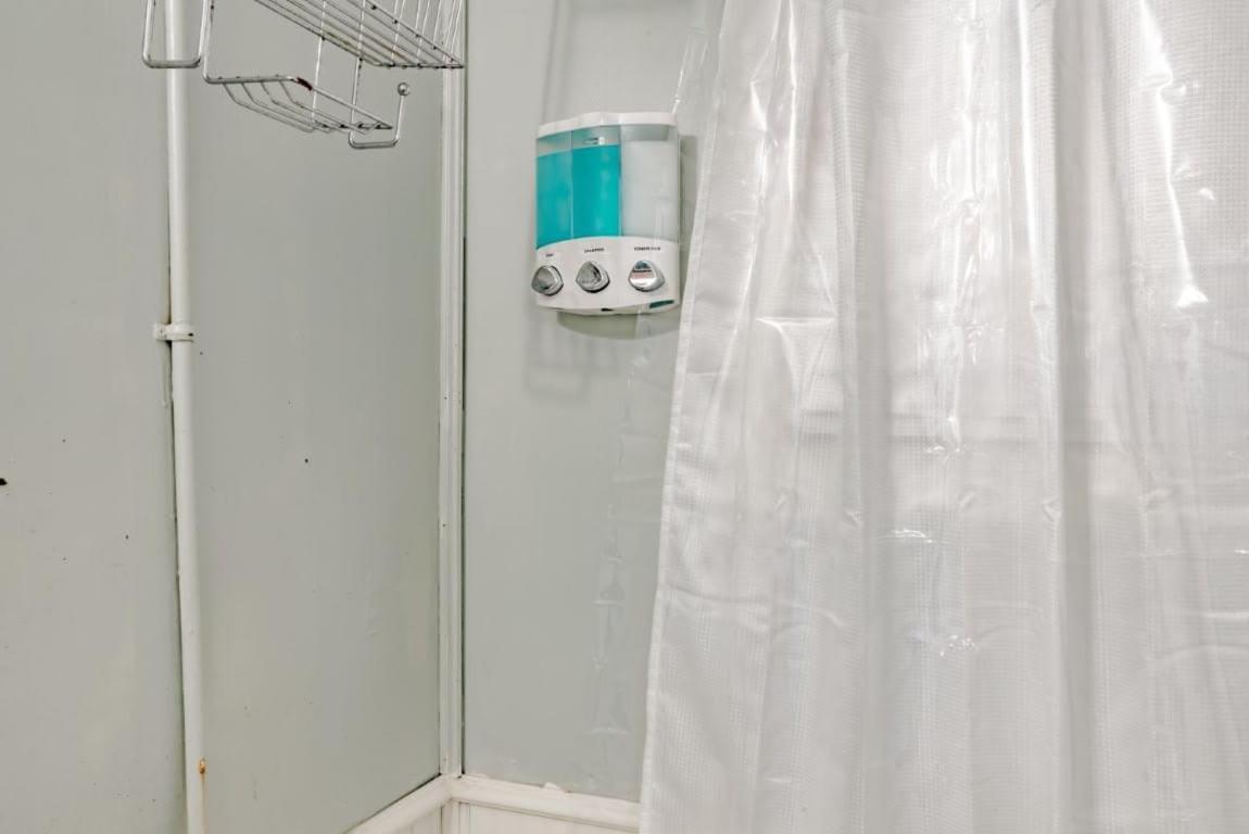 شقة Mins From Downtown & Dining, Dauphin Darling 2 موبايل المظهر الخارجي الصورة